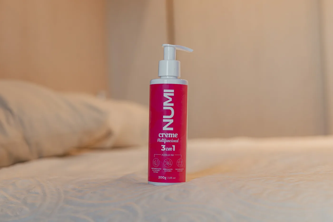 Frasco do creme NUMI